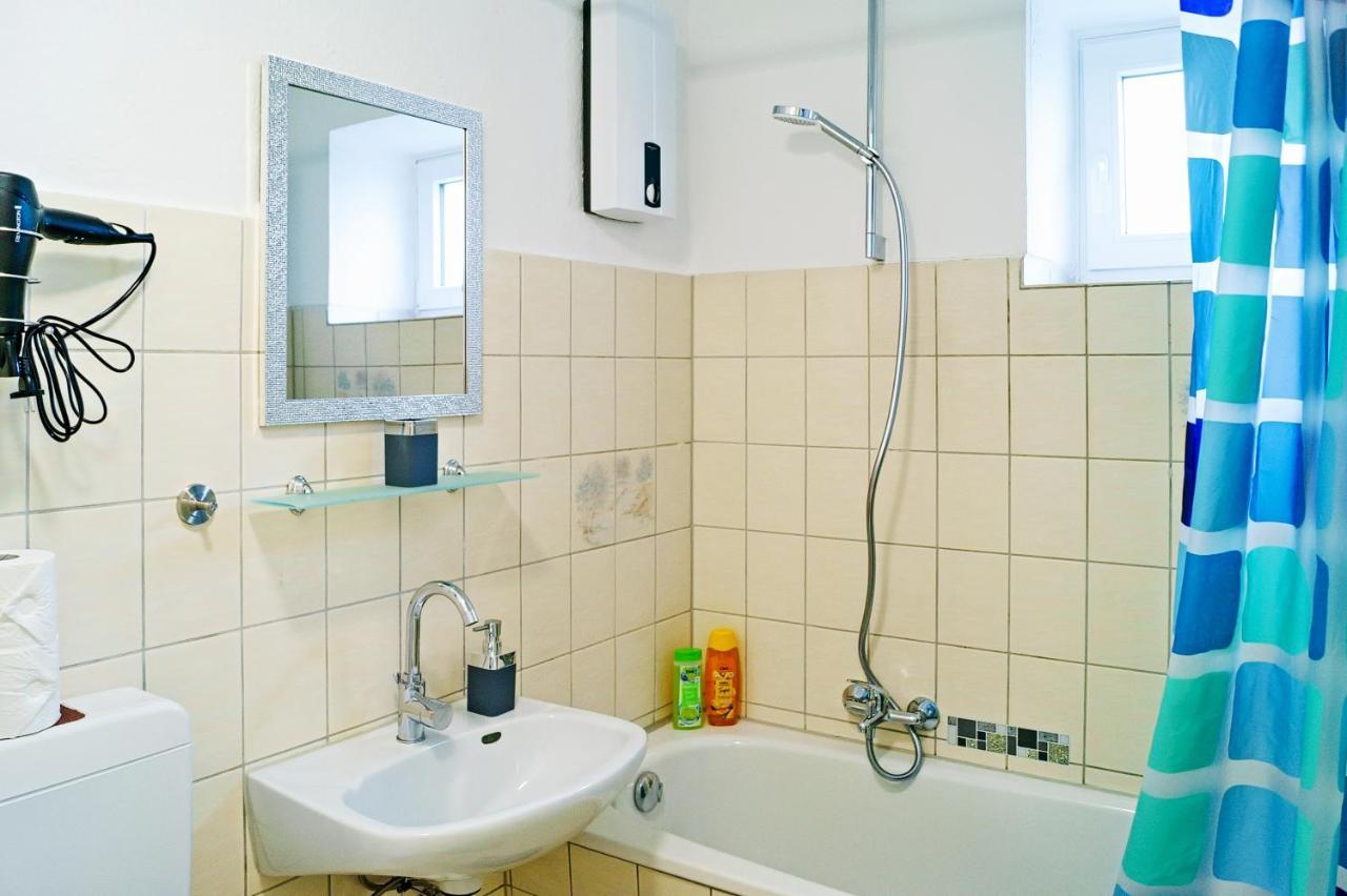 Wohnung Fuer 1 Bis 3 Personen Σόλινγκεν Εξωτερικό φωτογραφία