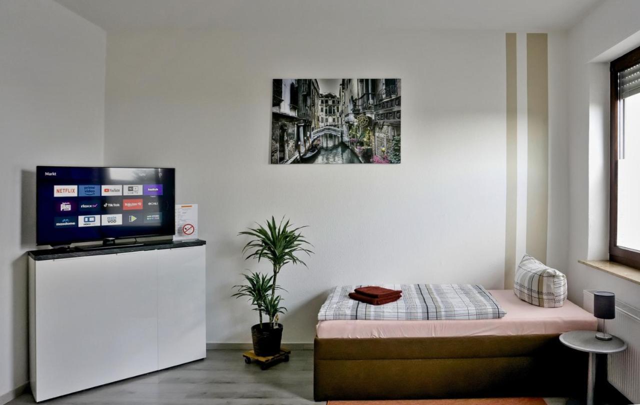 Wohnung Fuer 1 Bis 3 Personen Σόλινγκεν Εξωτερικό φωτογραφία